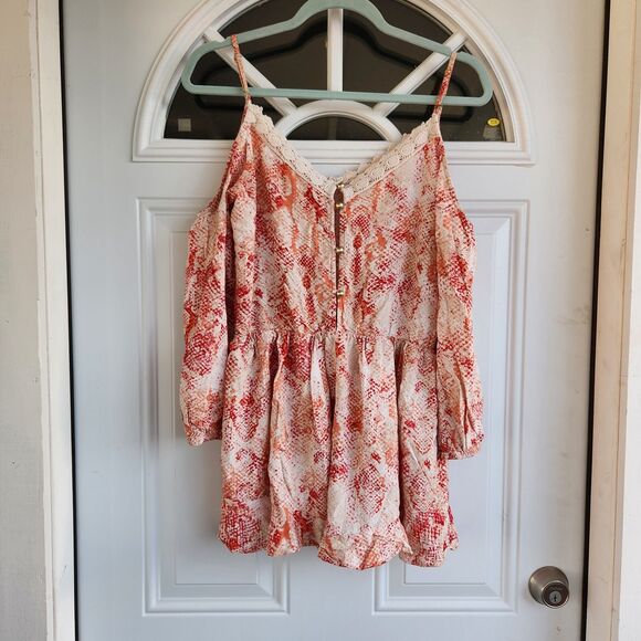 En Creme One Piece Romper Womens SZ Med Snakeskin Resort Vacation Bohemian Open - Picture 1 of 6